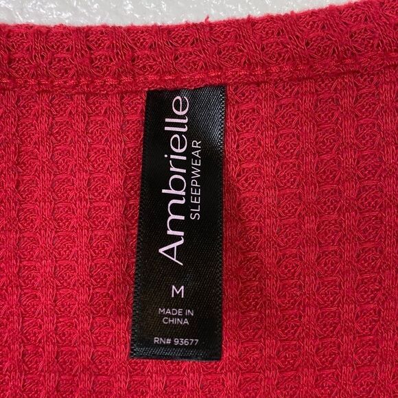 Ambrielle Red Waffled Thermal Henley Long Sleeve Shirt - Picture 3 of 4